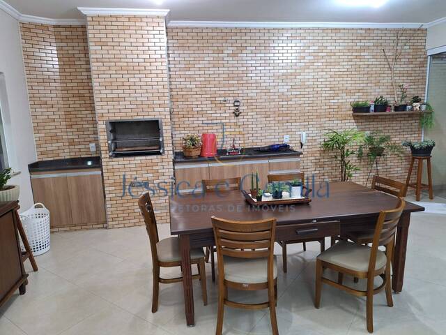 #493 - Apartamento para Venda em Pouso Alegre - MG